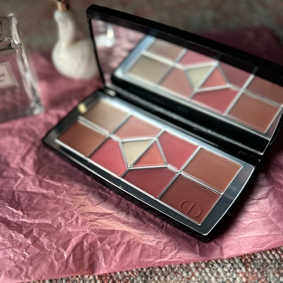 NEW CHRISTIAN DIOR Full size Makeup PALLET - Picture 7 of 16